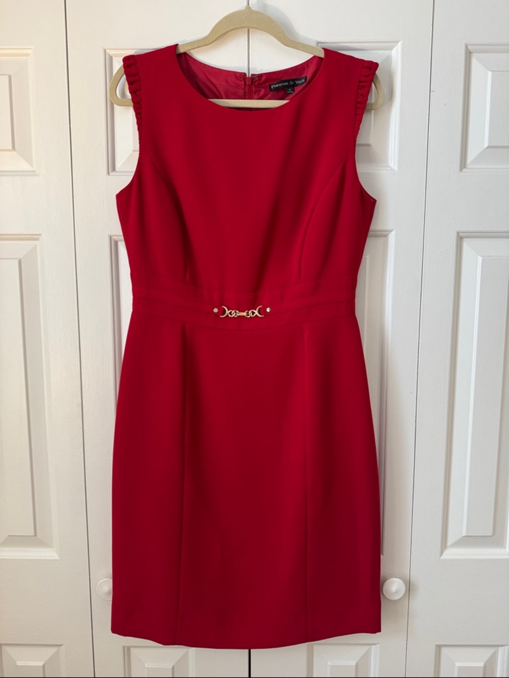 Red Sleeveless Sheath Dress